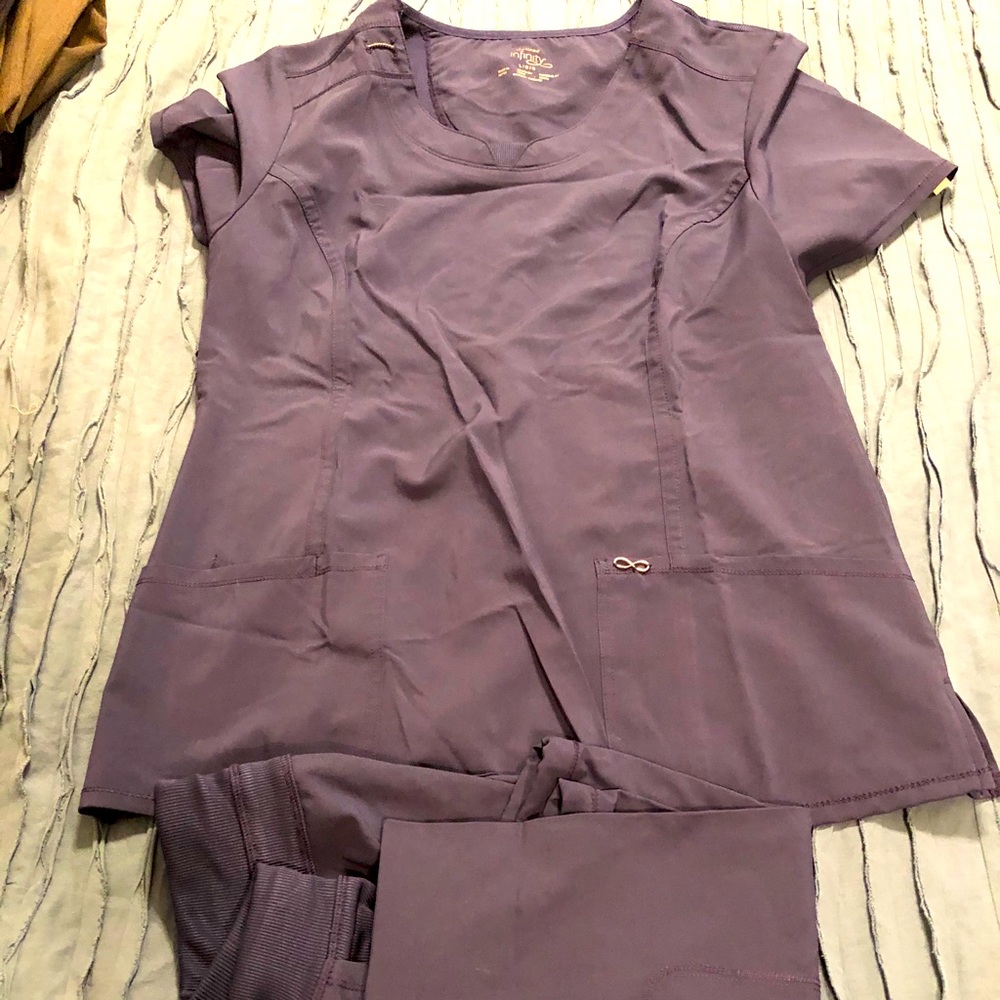 Cherokee infinity scrubs set